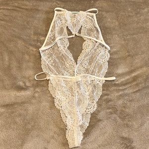 White lace high neck teddy size L